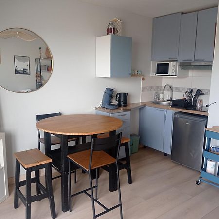 Le Studio Gallieni, Face Mer, Vous Accueille En Ete Comme En Hiver! 波尔尼谢 外观 照片