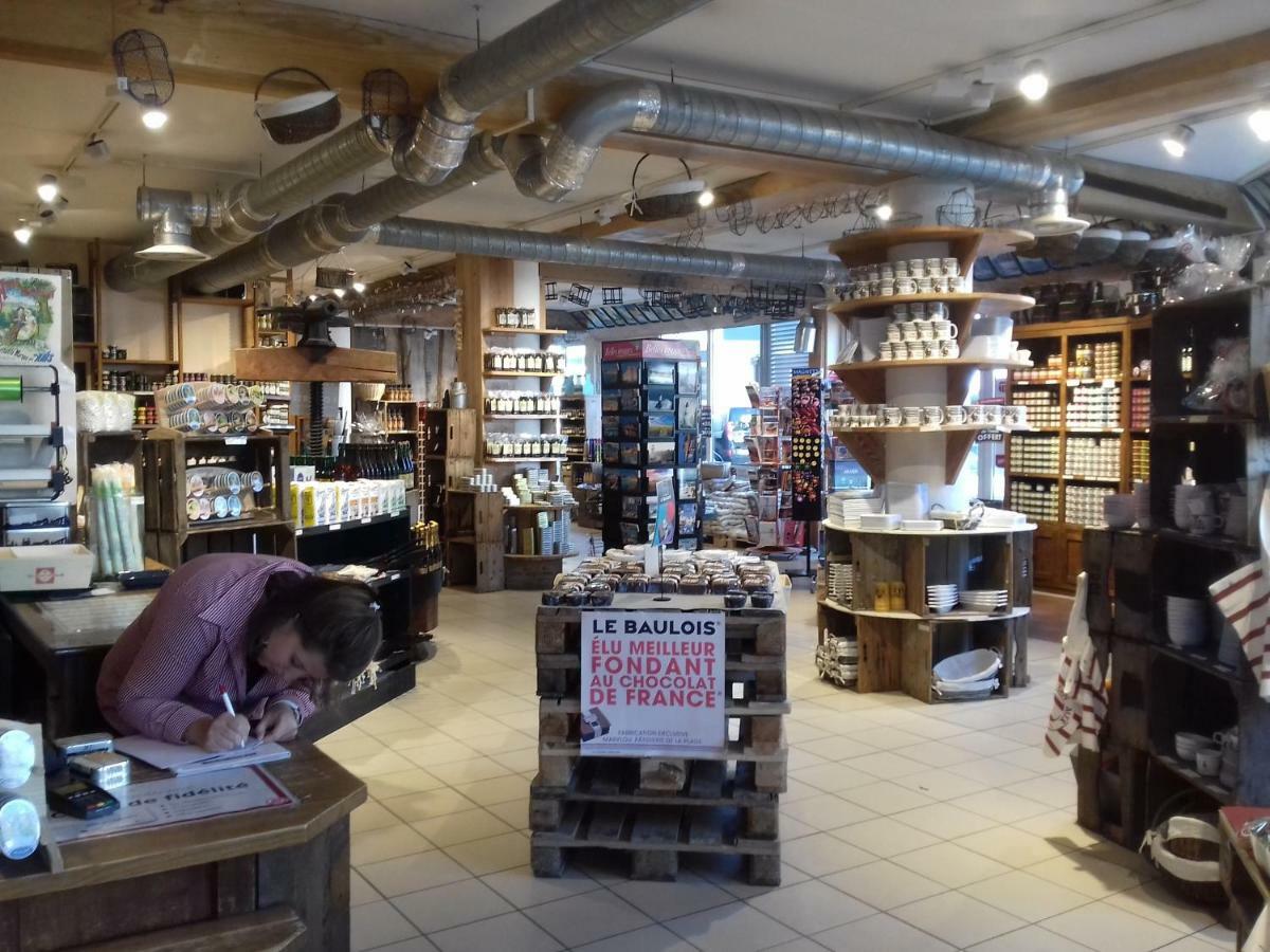 Le Studio Gallieni, Face Mer, Vous Accueille En Ete Comme En Hiver! 波尔尼谢 外观 照片