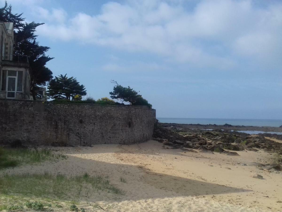 Le Studio Gallieni, Face Mer, Vous Accueille En Ete Comme En Hiver! 波尔尼谢 外观 照片